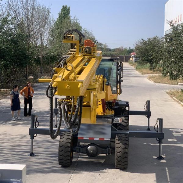 直銷750輪式隧道鉆機，專業(yè)隧道鉆機廠家